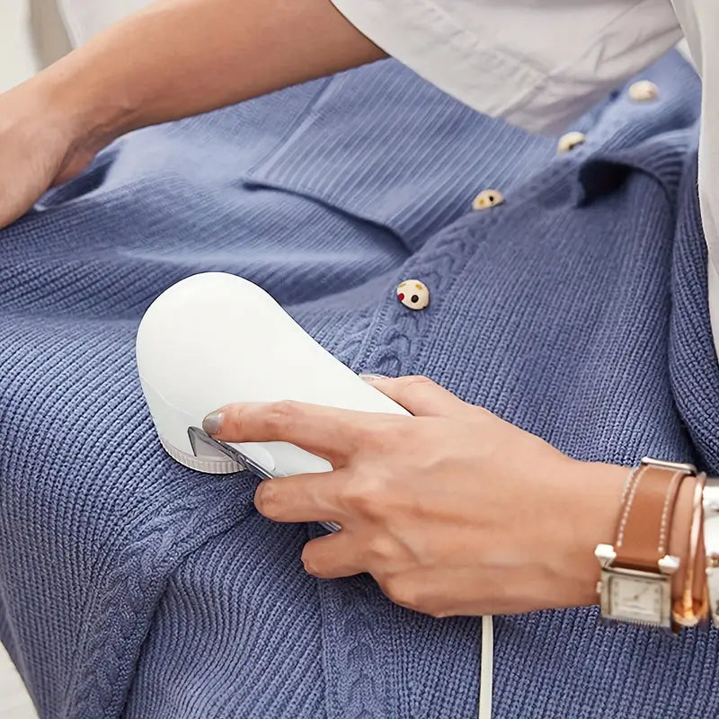 USB-Powered Lint Remover - Keep Your Clothes Looking Like New